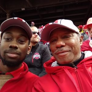 Meet your Posher, Leroy